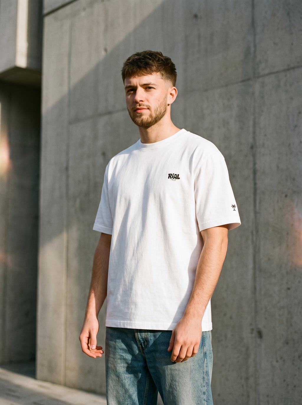 Essentials Bright T-Shirt — RIAL TRUE