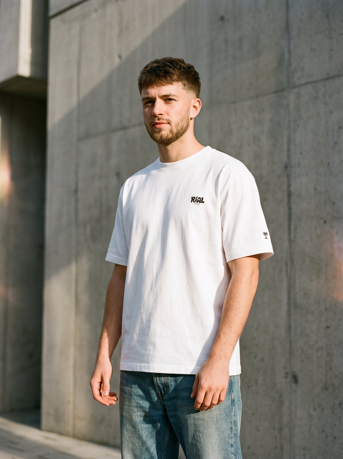 Essentials Bright T-Shirt — RIAL TRUE