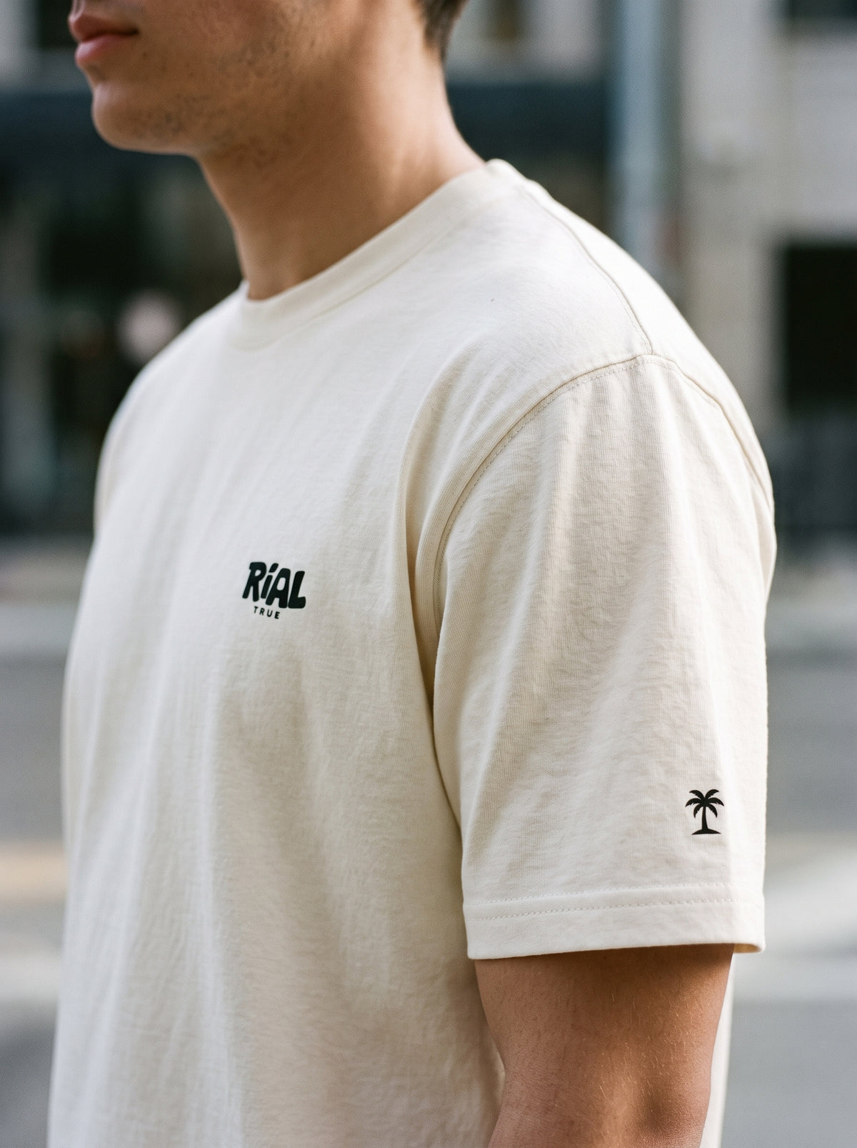 Essentials Bright T-Shirt — RIAL TRUE